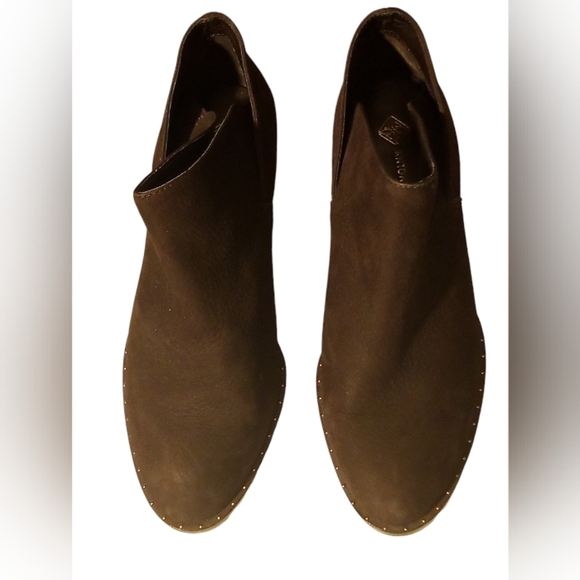 Antonio Melani- Ankle Boots, Size 6-M, Brown Suede Upper, Non-Slip Bottom, 2"... - Picture 4 of 4